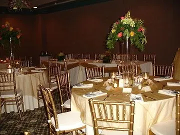 Crowne Plaza Pensacola Grand Hotell