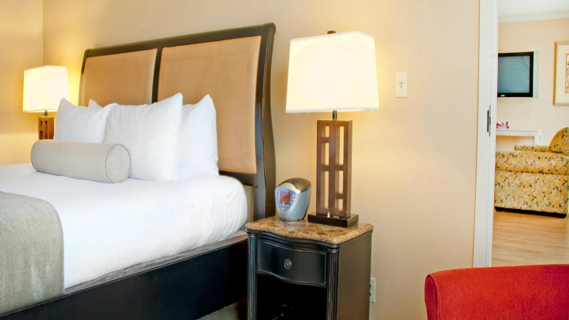 Crowne Plaza Pensacola Grand Hotell 4*,
