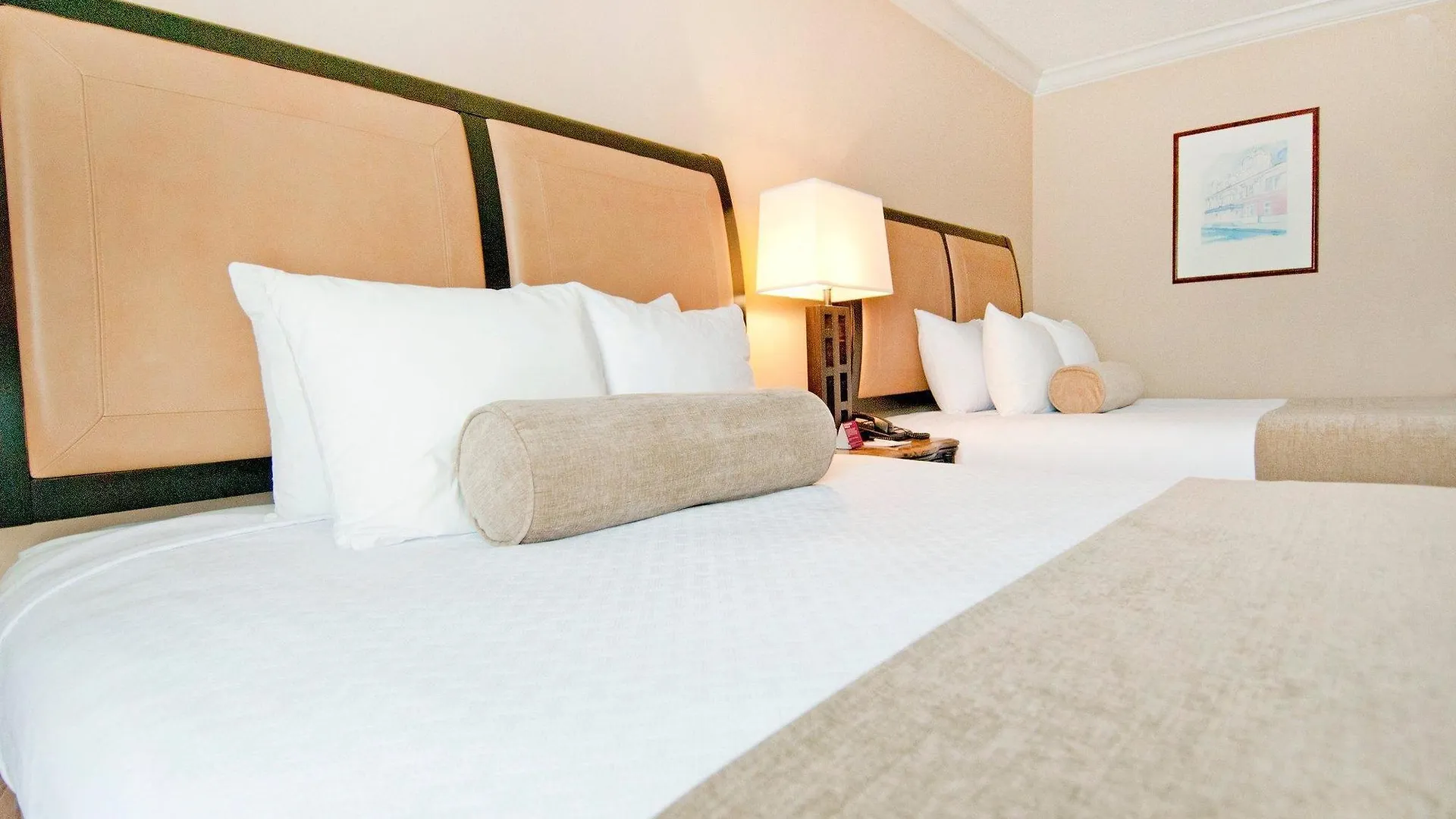 ****  Crowne Plaza Pensacola Grand Hotell USA