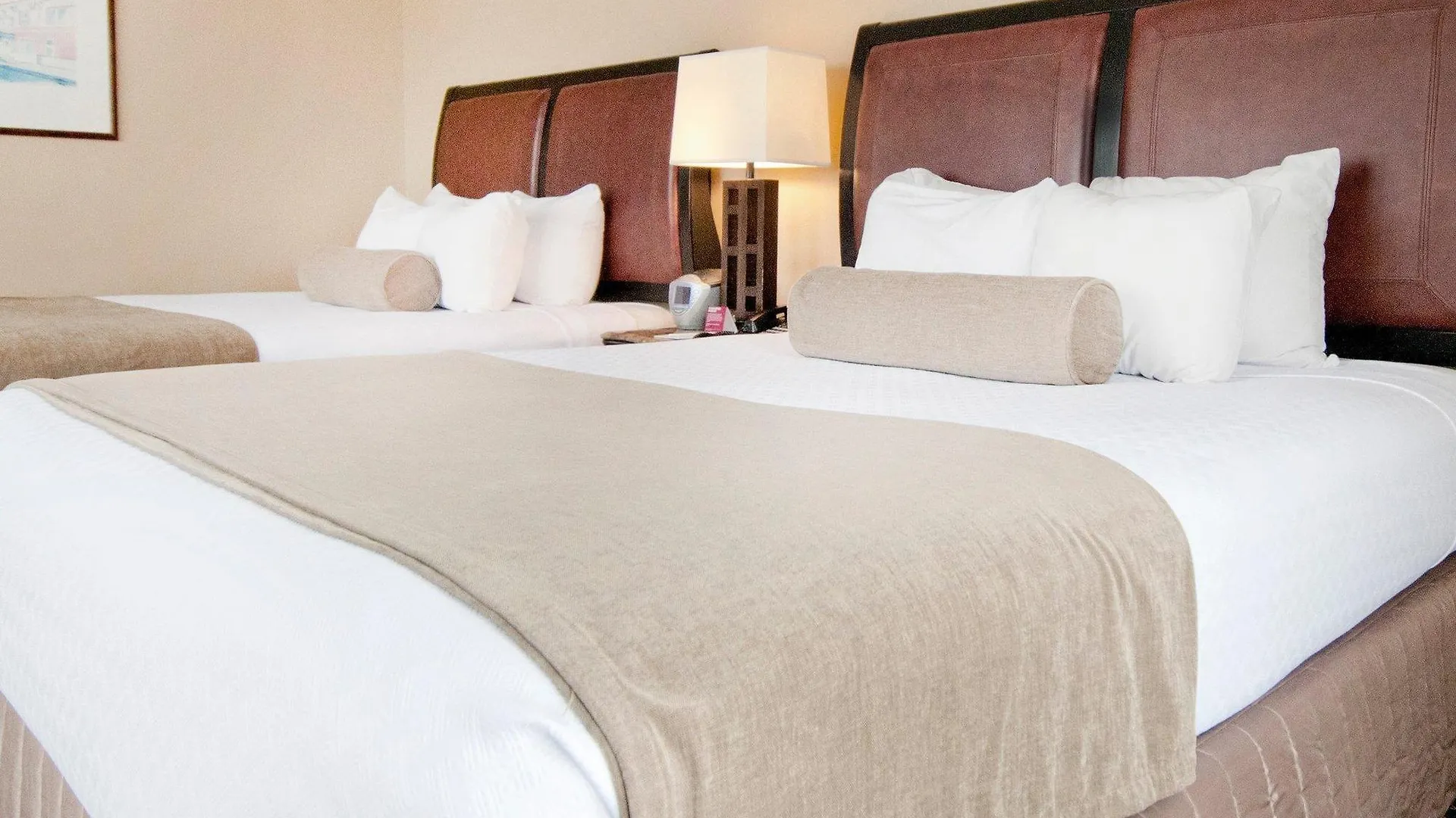 Crowne Plaza Pensacola Grand Hotell 4*,  USA