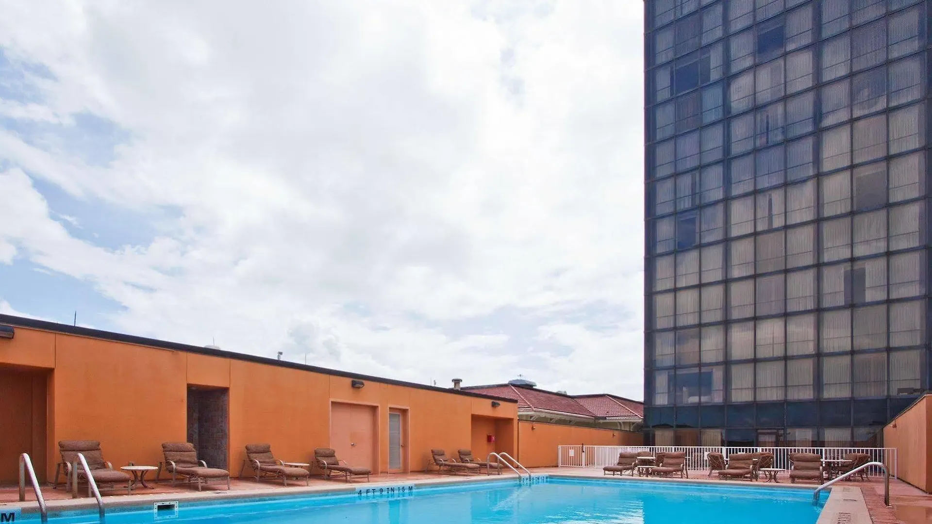 Crowne Plaza Pensacola Grand Hotell