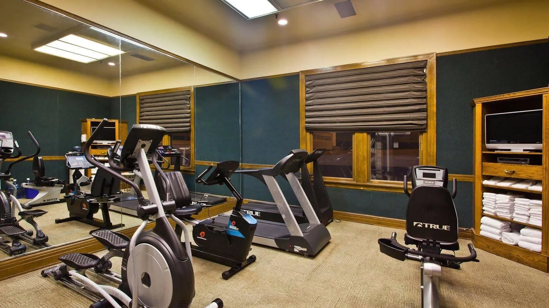 Crowne Plaza Pensacola Grand Hotell 4*,  USA